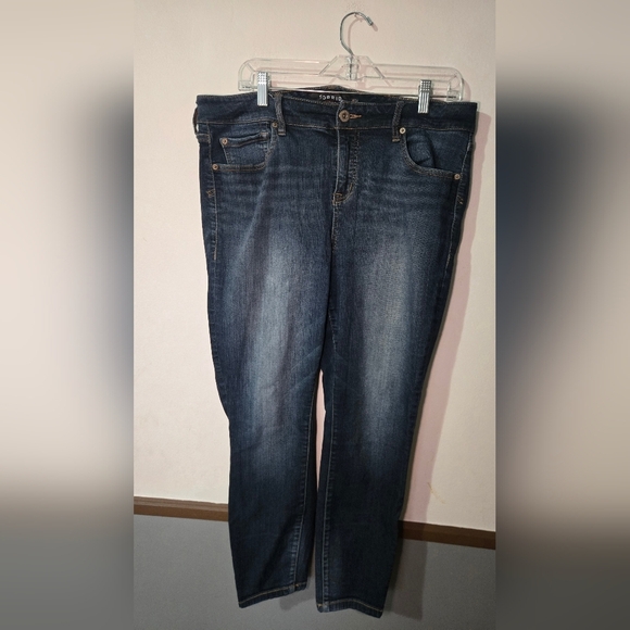 Torrid Premium High Rise Curvy Skinny Women's Denim Blue Jeans - Picture 1 of 8